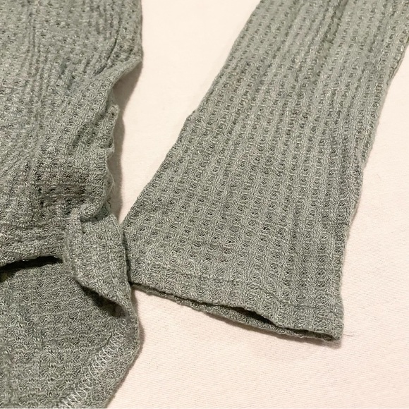 Charlotte Russe Womens Button Up Tie Up Long Sleeve Top Size XL - Picture 6 of 16